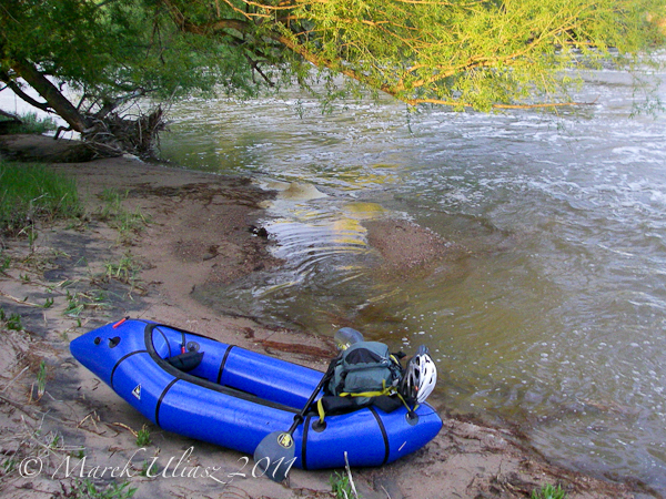 Alpacka packraft on South Platte River