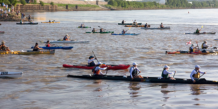 4 person boats, 2008 MR340 start